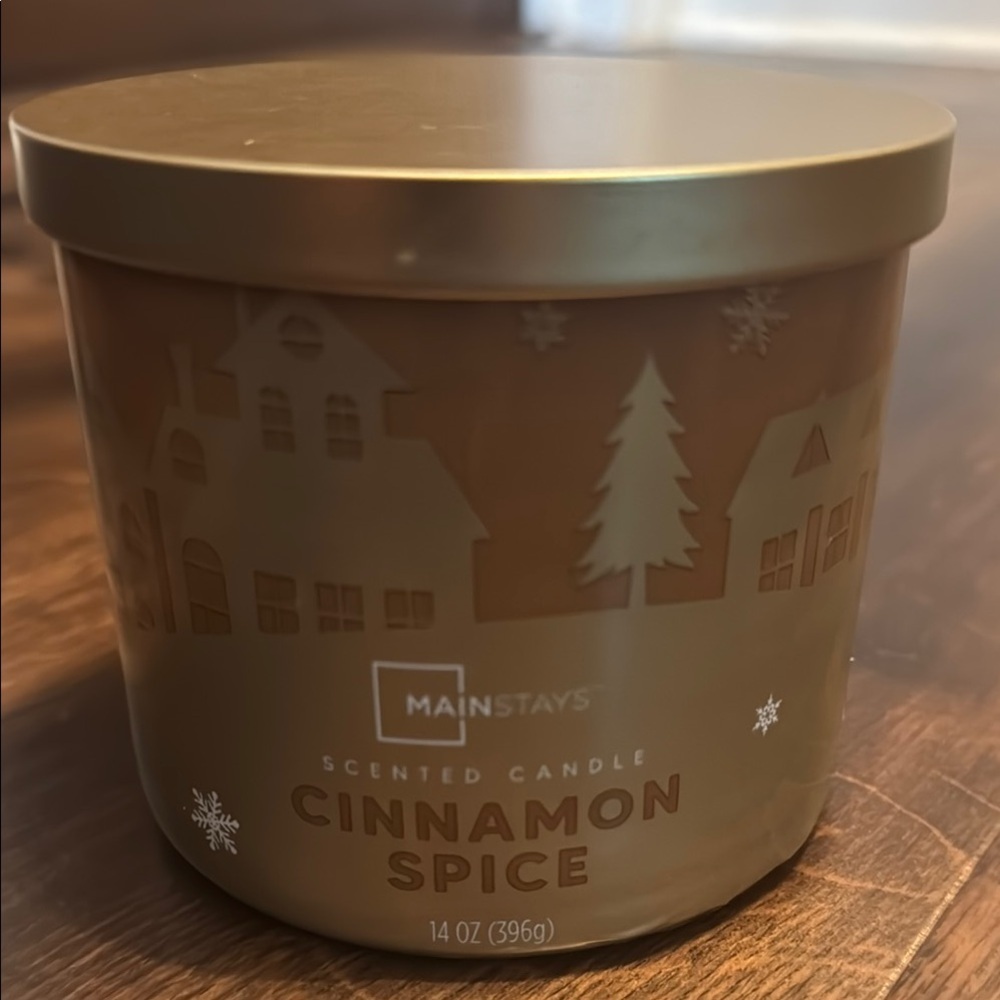 Mainstays Cinnamon Spice Scented Candle with Holiday Theme